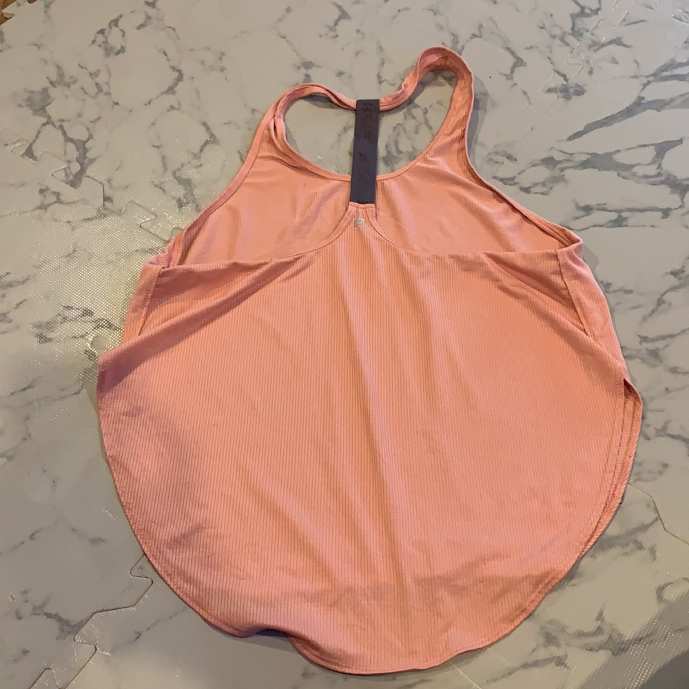 Fabletics top - Picture 2 of 4